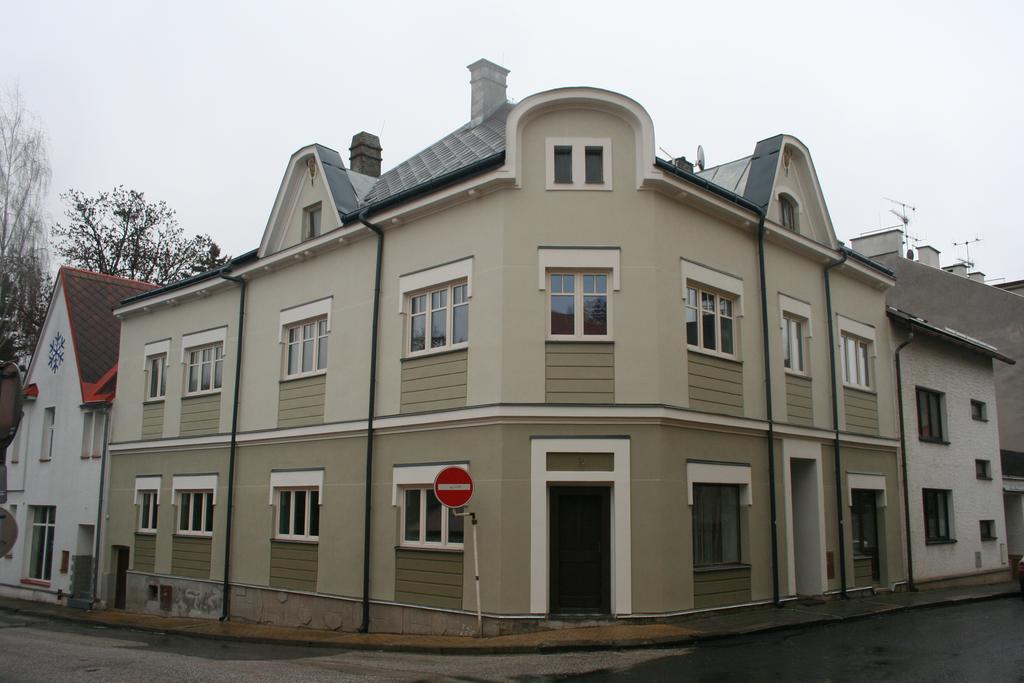 Hotel Novopacké Sklepy à Nová Paka Chambre photo