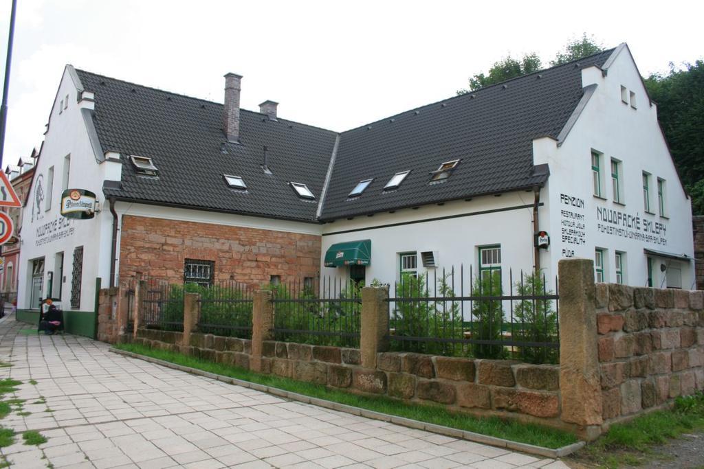 Hotel Novopacké Sklepy à Nová Paka Chambre photo
