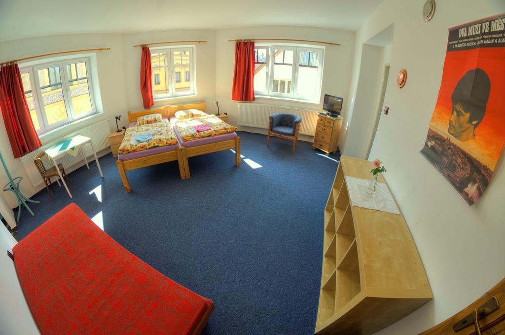 Hotel Novopacké Sklepy à Nová Paka Extérieur photo