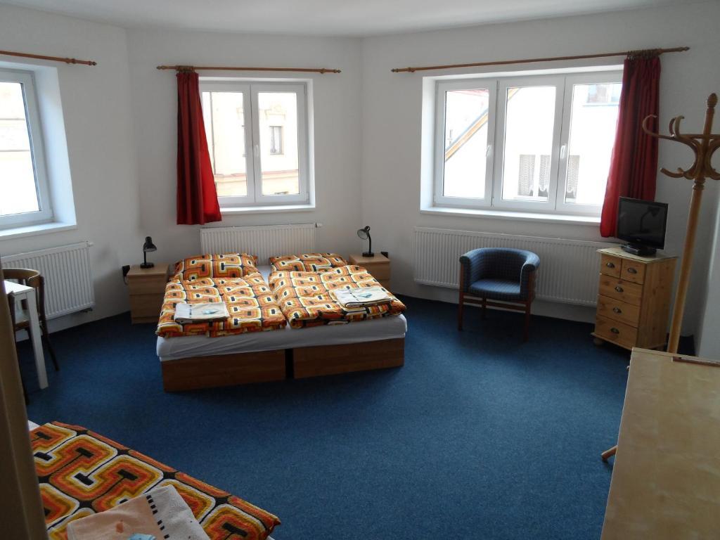 Hotel Novopacké Sklepy à Nová Paka Chambre photo